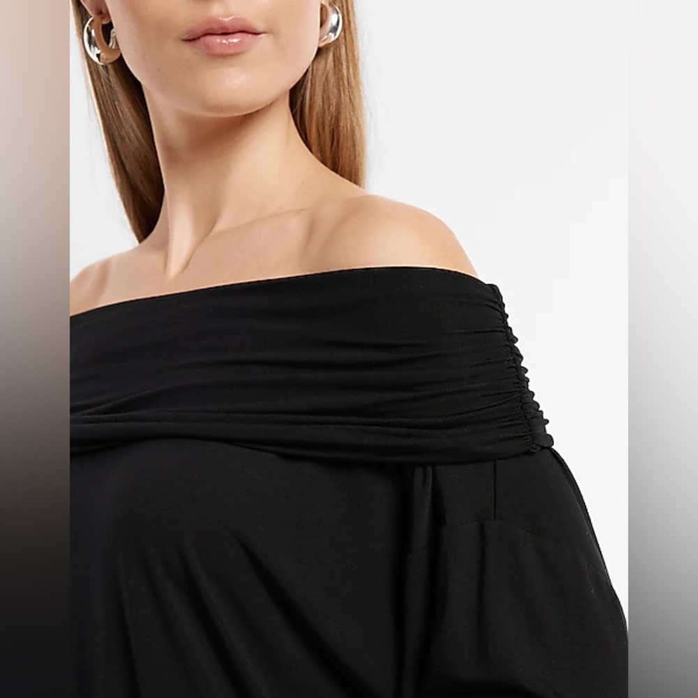 Express Off Shoulder Top - Picture 5 of 6